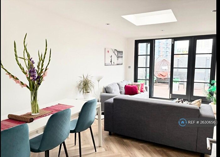 3 Bedroom Flat To Rent In Brondesbury Road, London, NW6