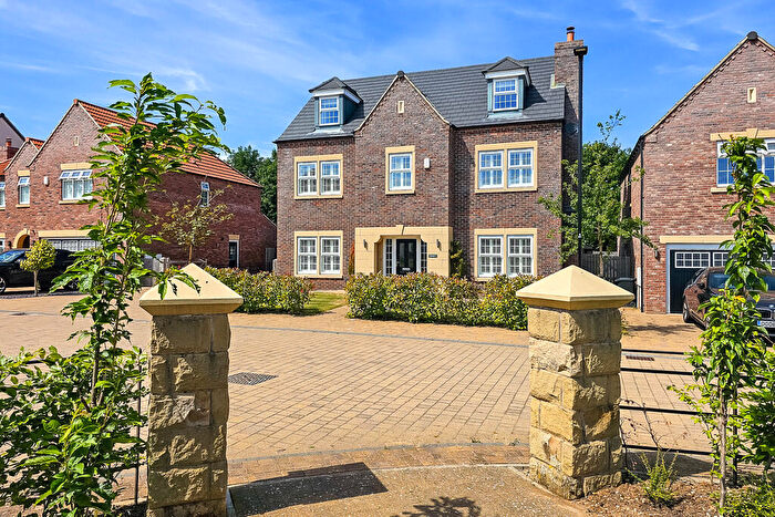 6 Bedroom Detached House For Sale In Wentworth Street, Wetherby, LS22