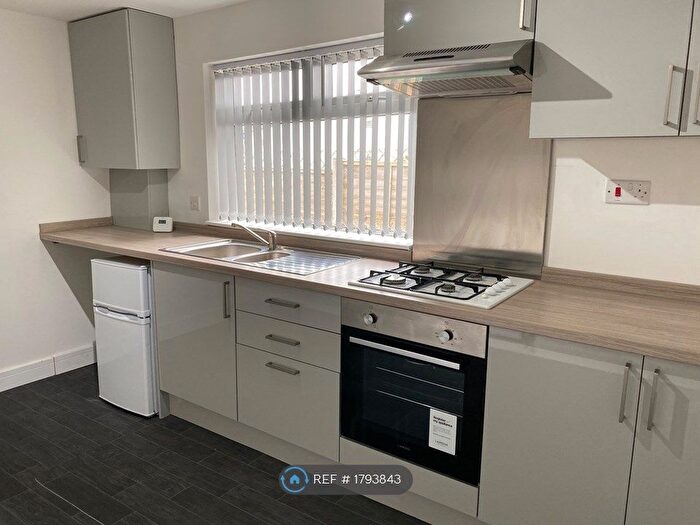 1 Bedroom Flat To Rent In Chetwynd Road, Wolverhampton, WV2