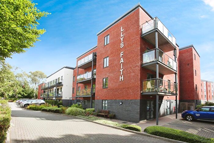 1 Bedroom Flat For Sale In Ilex Close, Llanishen, Cardiff, CF14
