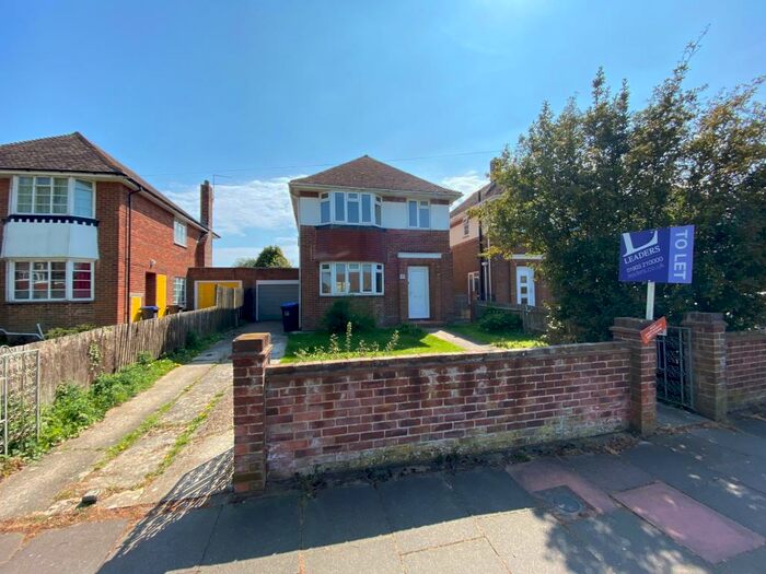 3 Bedroom Detached House To Rent In Palatine Road, BN12
