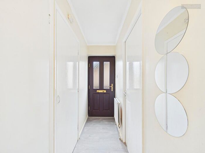 2 Bedroom Flat To Rent In Star Mews, Eastfield, Peterborough, PE1