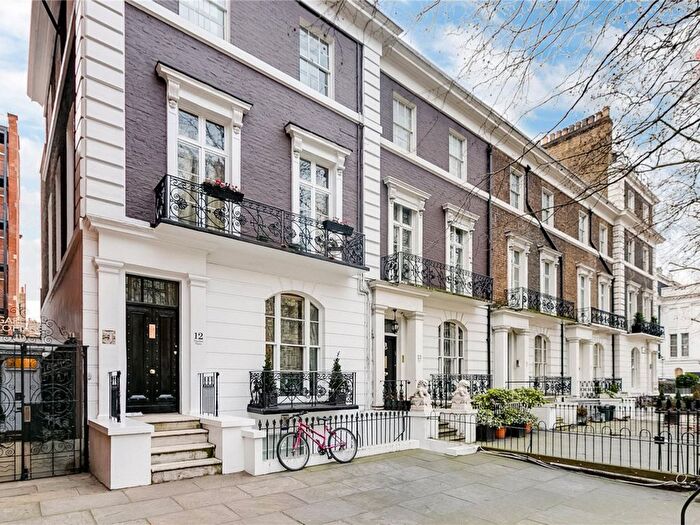 1 Bedroom Flat For Sale In Thurloe Place, London, SW7