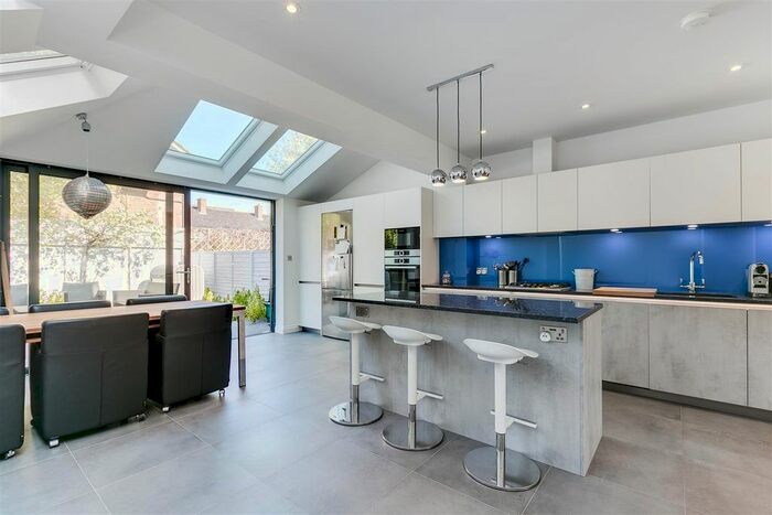 4 Bedroom Terraced House To Rent In Glebe Street, London, W4