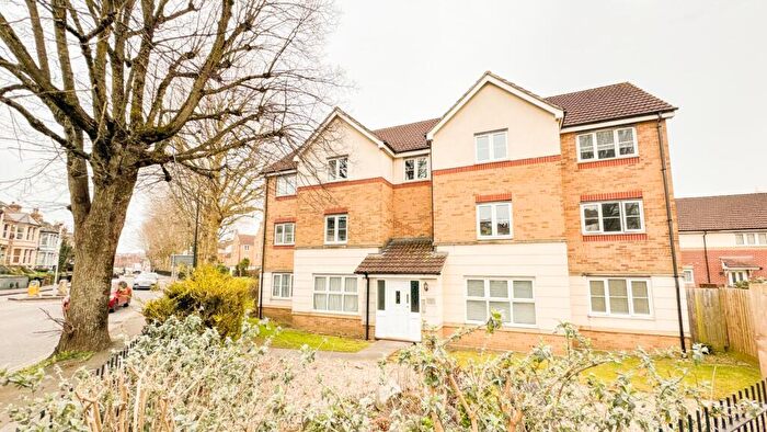 2 Bedroom Flat To Rent In Bristol South End, Bedminster, BS3