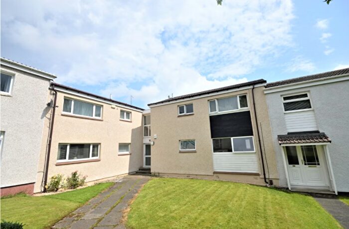 2 Bedroom Flat To Rent In Glen More, Glasgow, G74