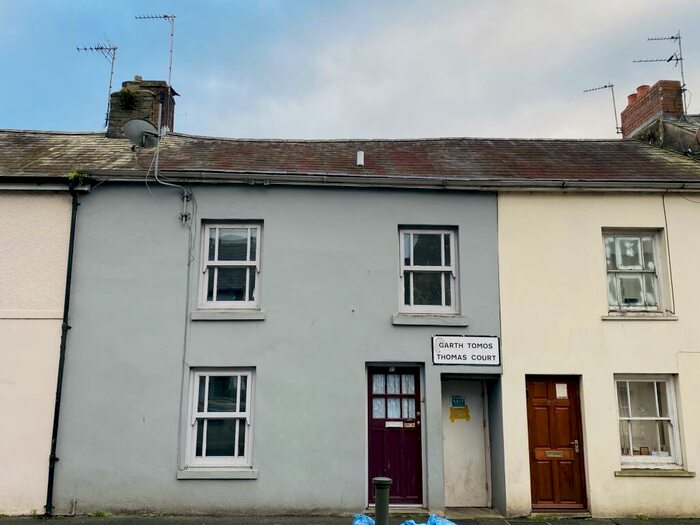 2 Bedroom House To Rent In Lammas St, Carmarthen, SA31