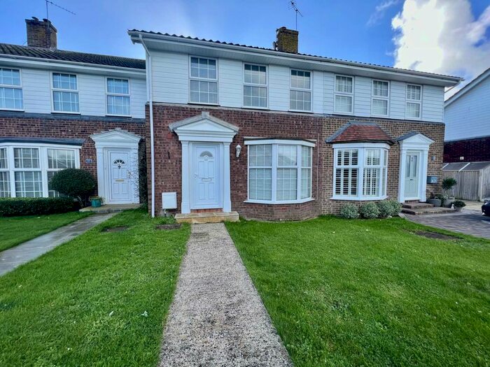 3 Bedroom Terraced House To Rent In Mornington Crescent, Bognor Regis, PO22