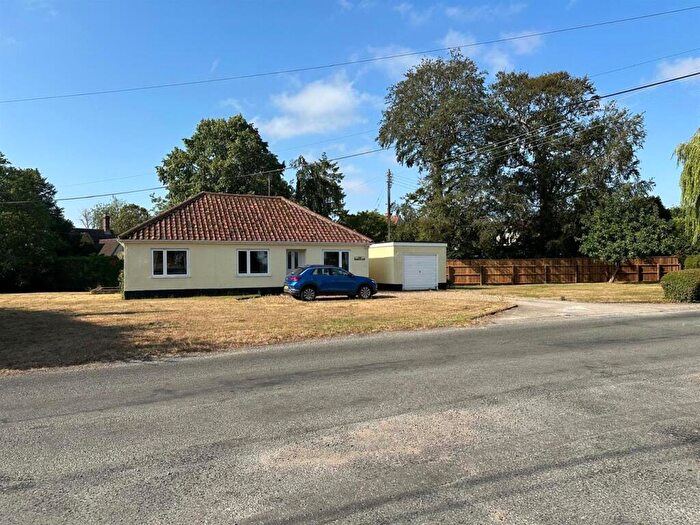 4 Bedroom Detached Bungalow For Sale In The Street, Westhorpe, Stowmarket, IP14