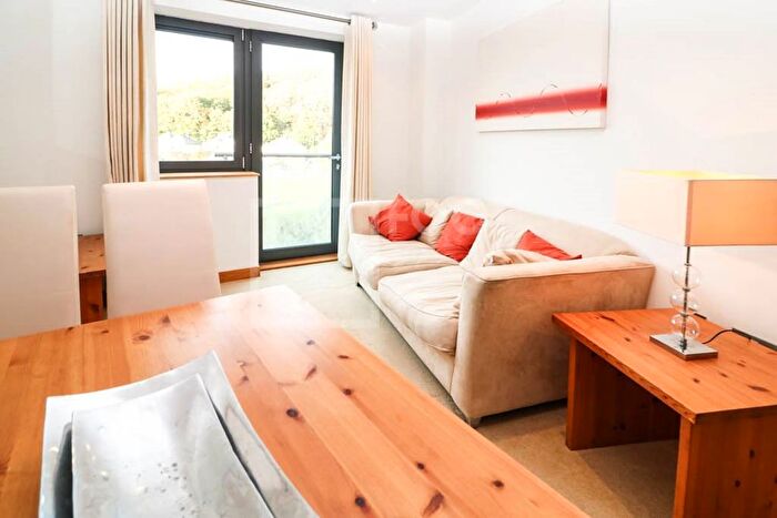 2 Bedroom Flat To Rent In Victoria Mills, Salts Mill Road, BD17