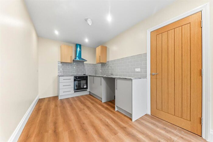 1 Bedroom Apartment To Rent In Northgate, Cleckheaton, BD19