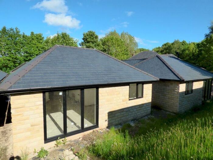 1 Bedroom Detached House To Rent In Woodville Road, Keighley, BD20