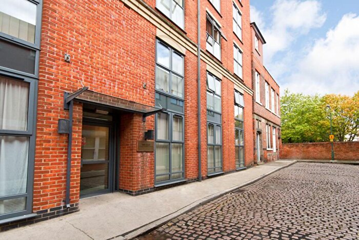 1 Bedroom Flat To Rent In Ristes Place, New Court, NG1