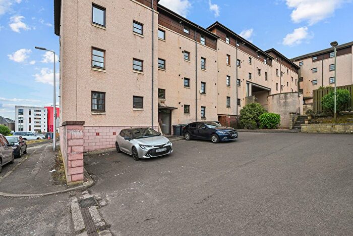 2 Bedroom Flat For Sale In Daniel Street, Dundee, DD1