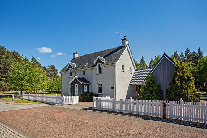6 Bedroom Detached House For Sale In Coylum Road, Aviemore, Inverness-Shire, PH22