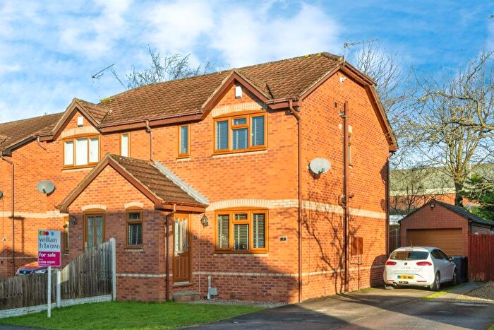 3 Bedroom Semi-Detached House For Sale In Brooklands, Maltby, Rotherham, S66