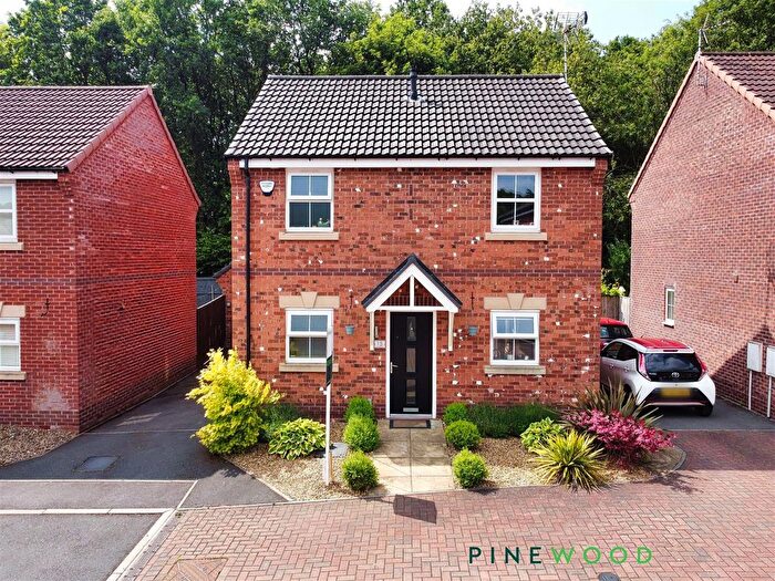 3 Bedroom Detached House For Sale In Spindle Drive, Wingerworth, Chesterfield, Derbyshire, S42