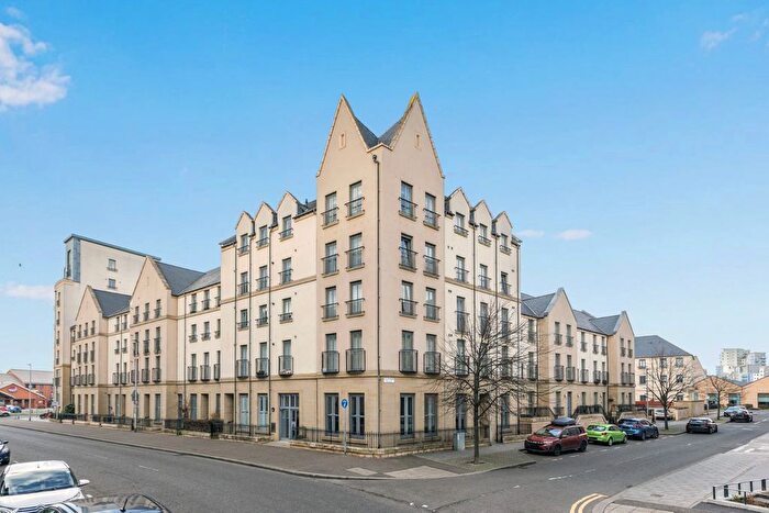 2 Bedroom Flat For Sale In / Sandpiper Road, Newhaven, Edinburgh, EH6