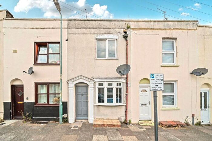 2 Bedroom Terraced House For Sale In Saxton Street, Gillingham, Kent, ME7