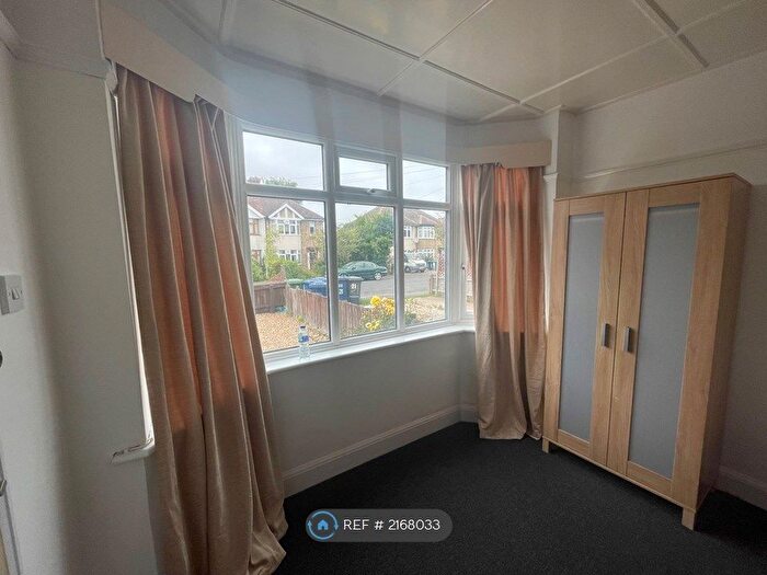 4 Bedroom Semi-Detached House To Rent In The Westering, Cambridge, CB5