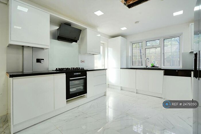 3 Bedroom Detached House To Rent In Cranborne Avenue, Maidstone, ME15