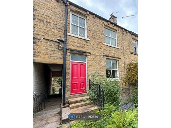 2 Bedroom Terraced House To Rent In Concord Street, Holmfirth, HD9