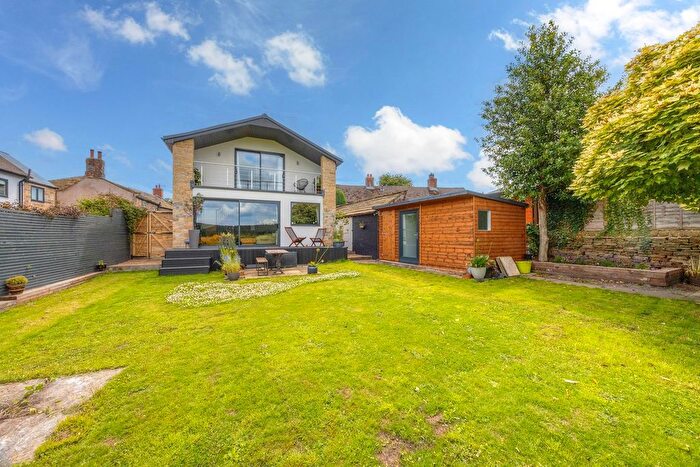 3 Bedroom Detached House For Sale In Lower Collier Fold, Cawthorne, Barnsley, S75