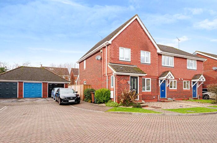 2 Bedroom Terraced House To Rent In Fairbairn Walk, Knightwood Park, Chandler's Ford, SO53