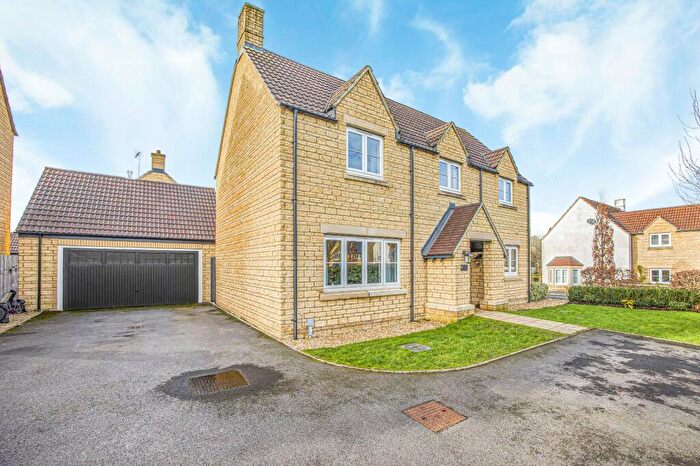 4 Bedroom Detached House For Sale In Britains Close, Sutton Benger, Chippenham, Wiltshire, SN15