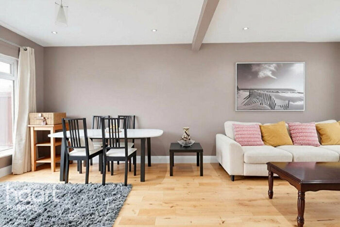 3 Bedroom Terraced House For Sale In Sefton Avenue, Harrow, HA3