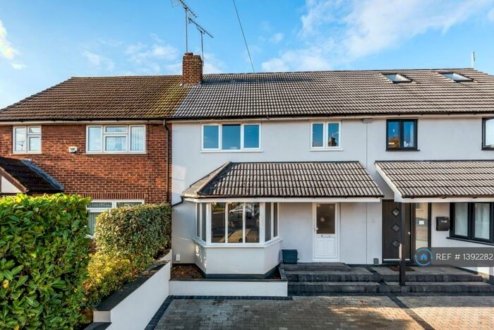 3 Bedroom Terraced House To Rent In Newbery Road, Erith, DA8