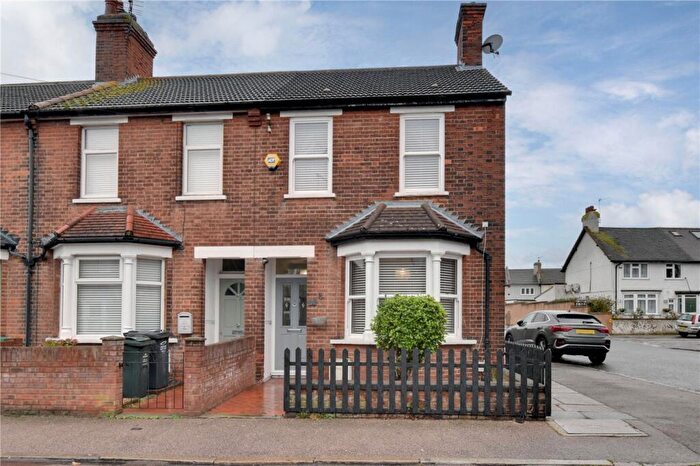 2 Bedroom End Of Terrace House For Sale In Nelson Road, Dartford, Kent, DA1