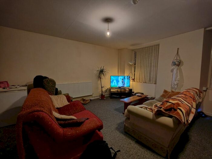 3 Bedroom Flat To Rent In Laura Place, Aberystwyth, SY23