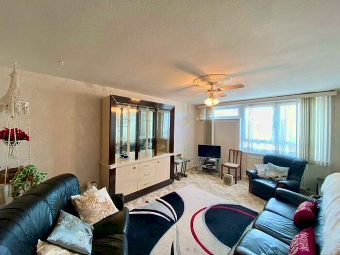 2 Bedroom Flat For Sale In James Street, Ayr, KA8