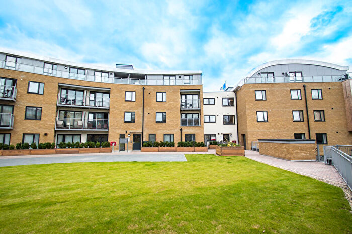 1 Bedroom Apartment To Rent In Smeaton Court, Hertford, SG13