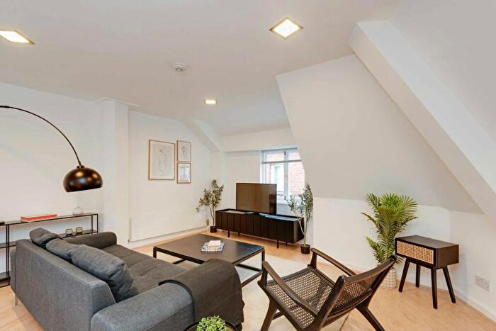 2 Bedroom Flat To Rent In Sandys Row, Liverpool Street, E1