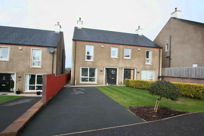 3 Bedroom Semi-Detached House For Sale In Pheasant Hill, Ballynahinch, BT24