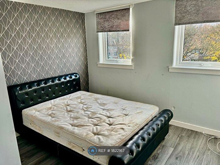 2 Bedroom Flat To Rent In Braehead Road, Cumbernauld, Glasgow, G67