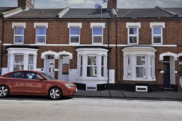 3 Bedroom Terraced House To Rent In Turner Street, Abington, Northampton, NN1