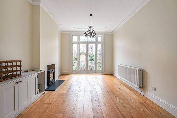 3 Bedroom Detached House To Rent In Elborough Street, London, SW18