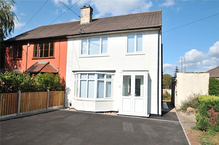 3 Bedroom Semi Detached House To Rent In Trevelyan Walk, Bristol, BS10