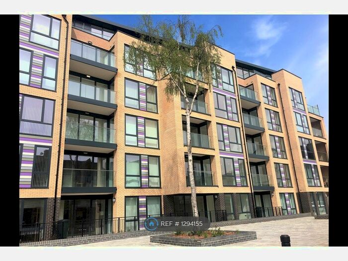 1 Bedroom Flat To Rent In Grove Place, London SE9