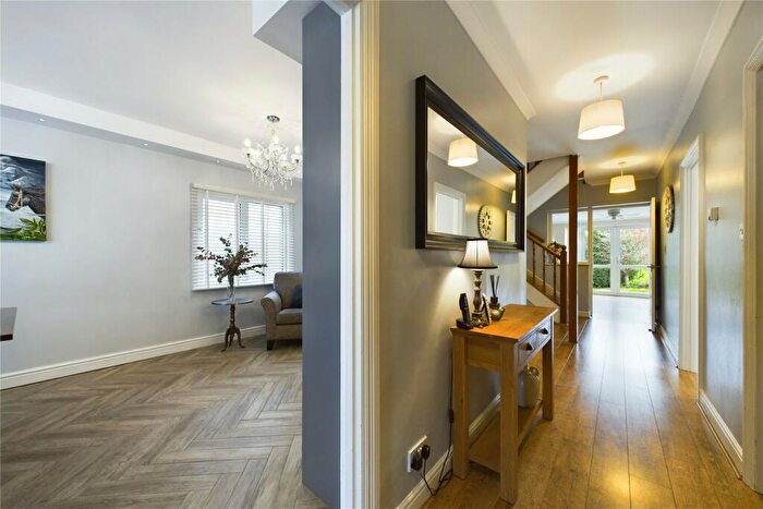 5 Bedroom Detached House For Sale In Reading Road, Winnersh, Wokingham, Berkshire, RG41