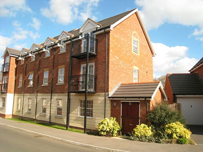 2 Bedroom Apartment To Rent In Cormorant Wood, Newbury, RG14