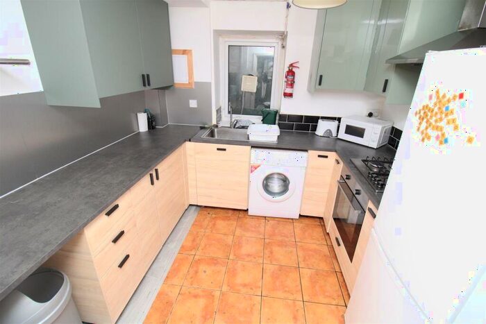 4 Bedroom Terraced House To Rent In Laura Street, Treforest, Pontypridd, CF37