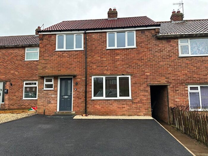 3 Bedroom Property To Rent In Caymer Road, Eastfield, YO11