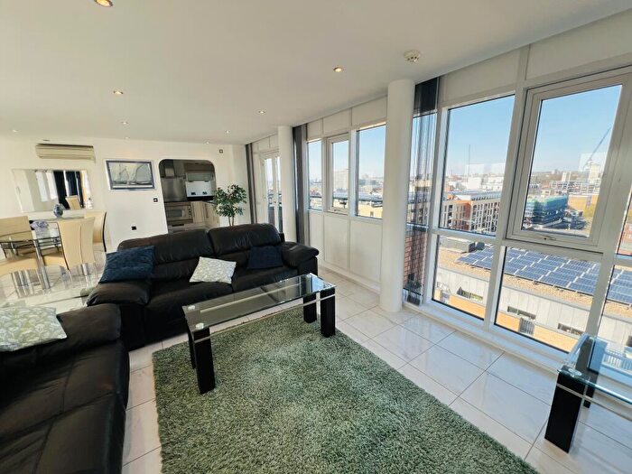 2 Bedroom Penthouse To Rent In Oceana Boulevard, Lower Canal Walk, Southampton, SO14