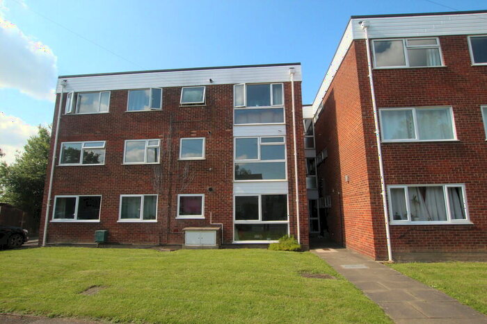2 Bedroom Apartment To Rent In Howard Court, Cambridge, CB5