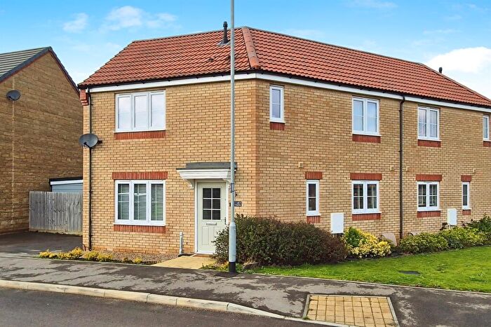 3 Bedroom Semi-Detached House For Sale In Harrier Way, Market Deeping, Peterborough, PE6