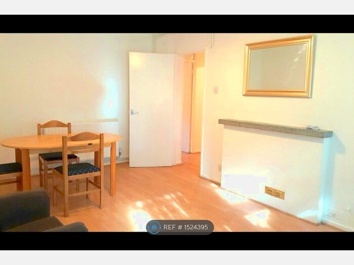 3 Bedroom Flat To Rent In Bourne Terrace, London, W2